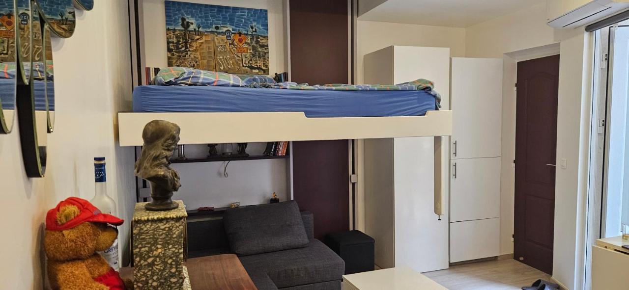 Studio 22M2 A Ivry/Seine-A 200 Metres De Paris. Proche Metro 7 Екстер'єр фото