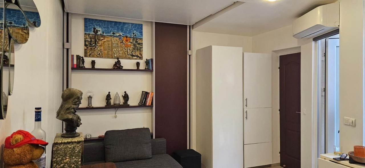 Studio 22M2 A Ivry/Seine-A 200 Metres De Paris. Proche Metro 7 Екстер'єр фото